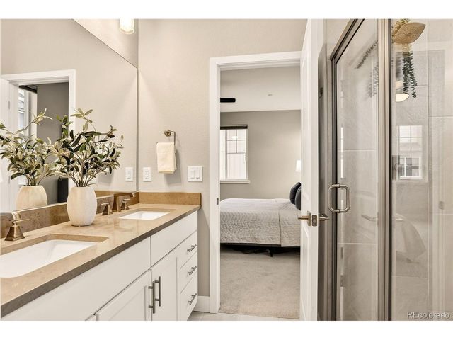 6222 W 28th Ct, Edgewater, CO 80214