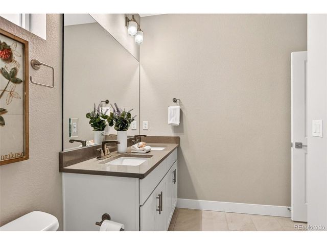 6222 W 28th Ct, Edgewater, CO 80214