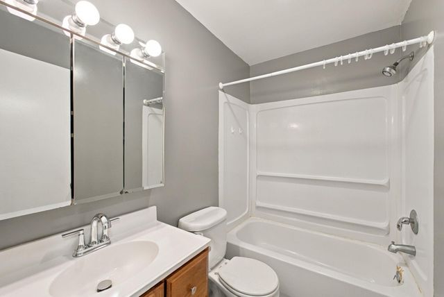 1221 Calumett Drive, Cedar Falls, IA 50613