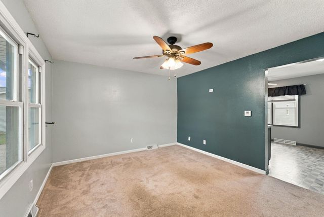 1221 Calumett Drive, Cedar Falls, IA 50613