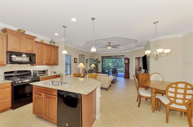 11513 FAKAHATCHEE COURT, Venice, FL 34293