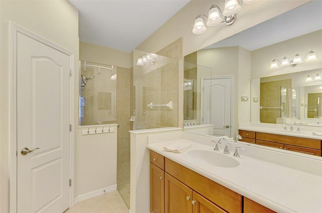 11513 FAKAHATCHEE COURT, Venice, FL 34293