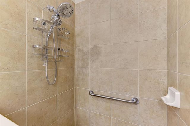 11513 FAKAHATCHEE COURT, Venice, FL 34293