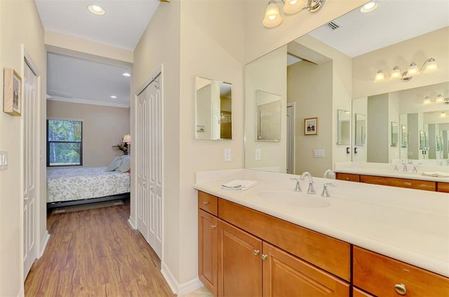 11513 FAKAHATCHEE COURT, Venice, FL 34293