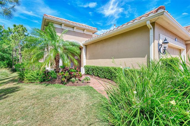 11513 FAKAHATCHEE COURT, Venice, FL 34293