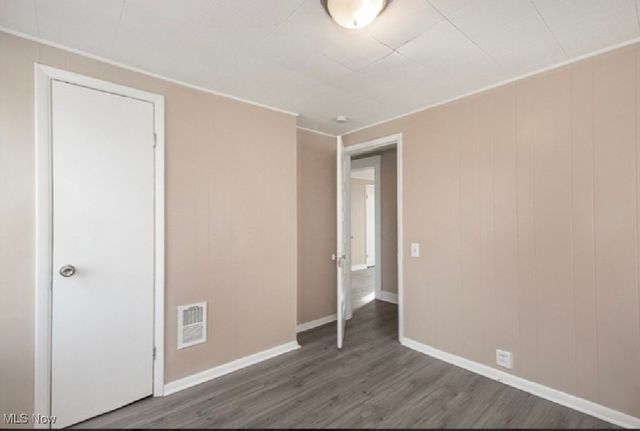 4609 Pearse Avenue, Newburgh Heights, OH 44105