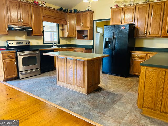 817 Yonah Homer Road, Maysville, GA 30558