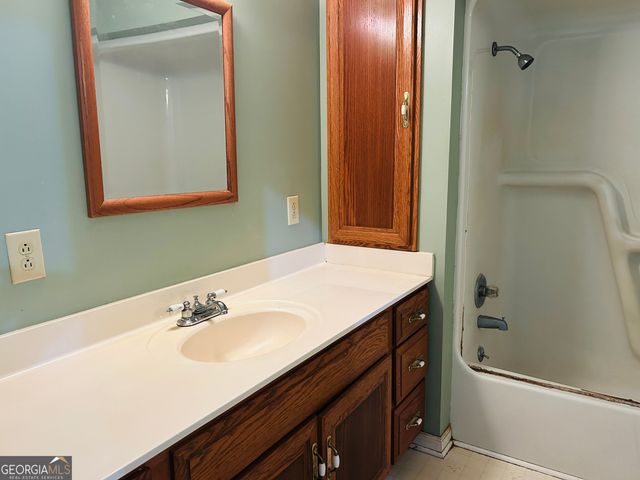 817 Yonah Homer Road, Maysville, GA 30558