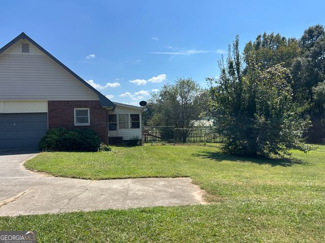 817 Yonah Homer Road, Maysville, GA 30558