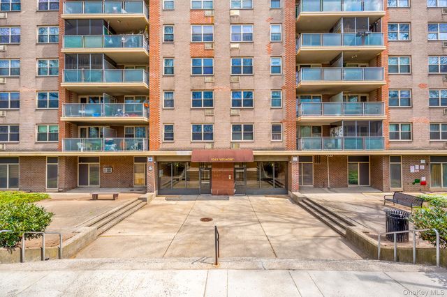 1065 Vermont Street 7J, Brooklyn, NY 11207