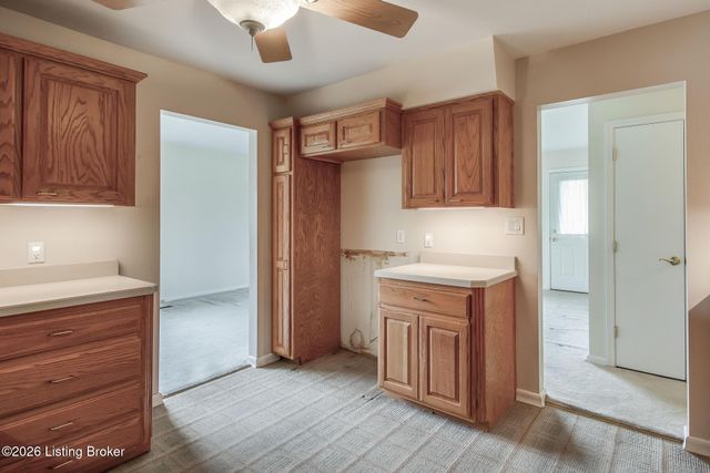 5900 Outer Loop, Louisville, KY 40219