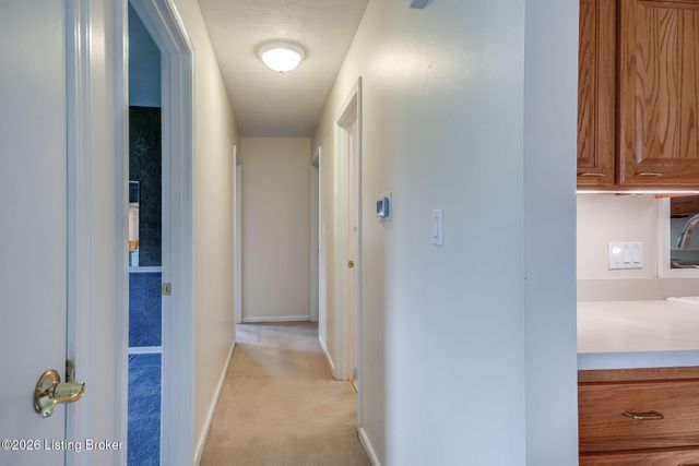 5900 Outer Loop, Louisville, KY 40219