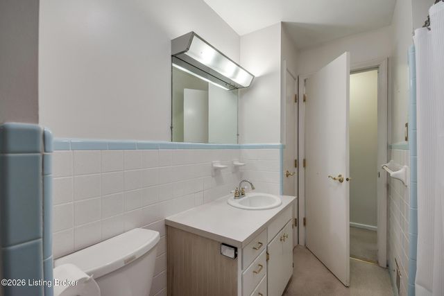 5900 Outer Loop, Louisville, KY 40219