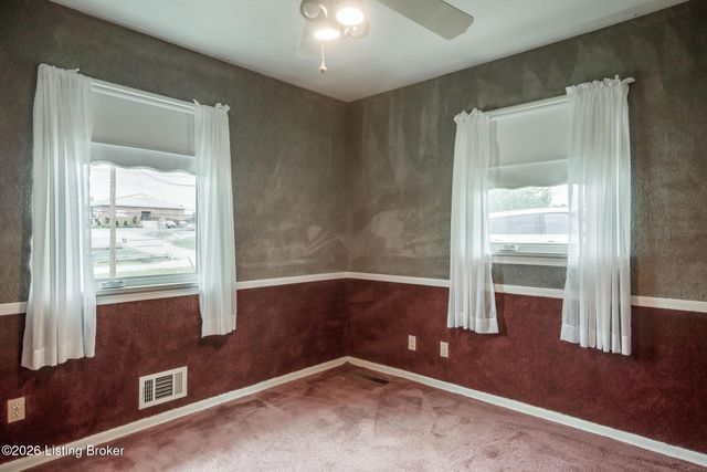 5900 Outer Loop, Louisville, KY 40219