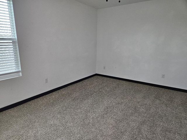 17721 Somerville CT, Elgin, TX 78621