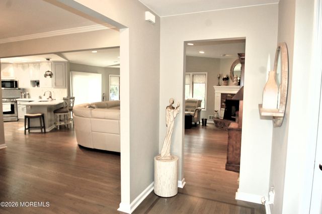 32 Cameron Court, Freehold, NJ 07728