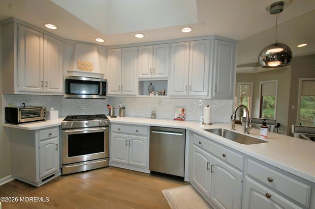 32 Cameron Court, Freehold, NJ 07728