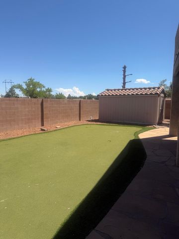 6019 Arrow Point Road NW, Albuquerque, NM 87120