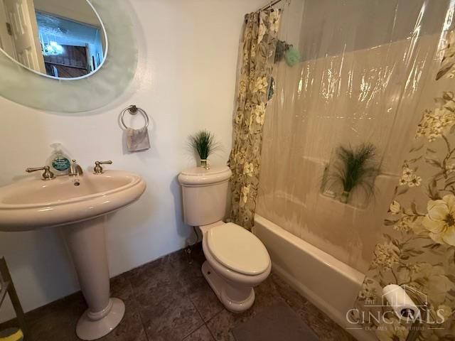 8582 Southland Drive, Deerfield Twp., OH 45039