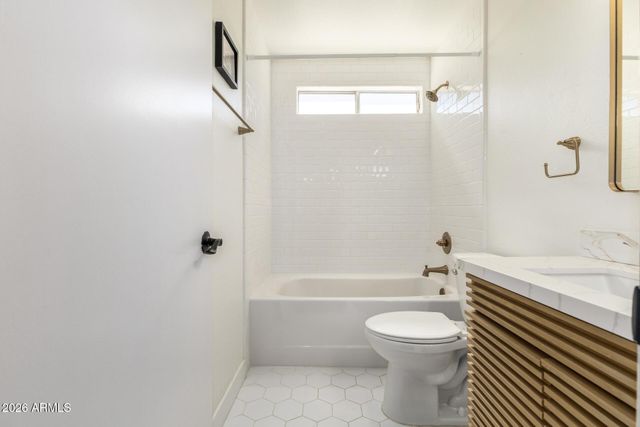 10008 N 44TH Drive, Glendale, AZ 85302