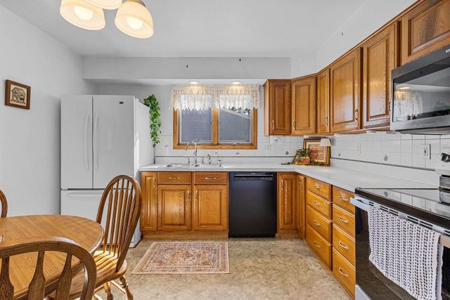 W5684 FIRELANE 12, Menasha, WI 54952