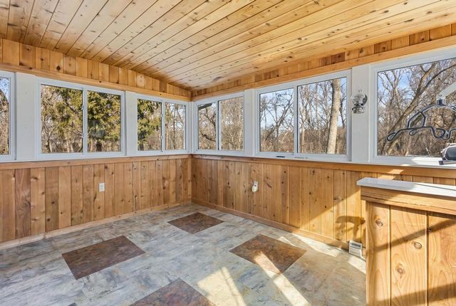 W5684 FIRELANE 12, Menasha, WI 54952