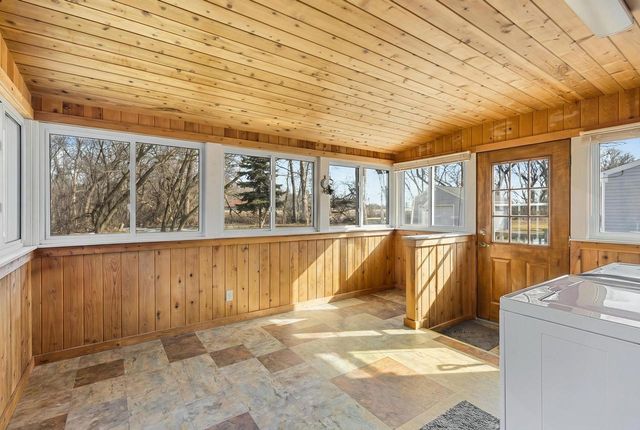 W5684 FIRELANE 12, Menasha, WI 54952