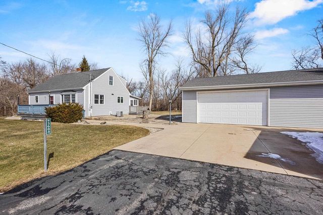 W5684 FIRELANE 12, Menasha, WI 54952