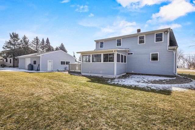 W5684 FIRELANE 12, Menasha, WI 54952