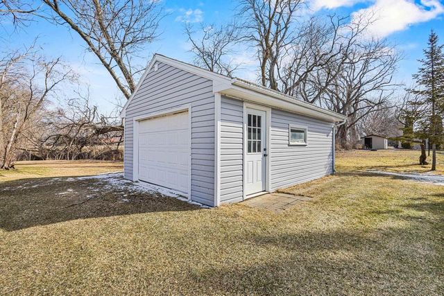 W5684 FIRELANE 12, Menasha, WI 54952