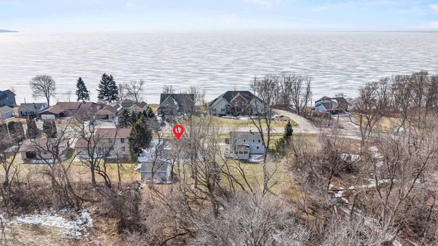 W5684 FIRELANE 12, Menasha, WI 54952