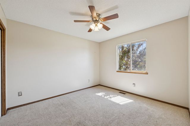 3505 N High Pt, Wichita, KS 67205