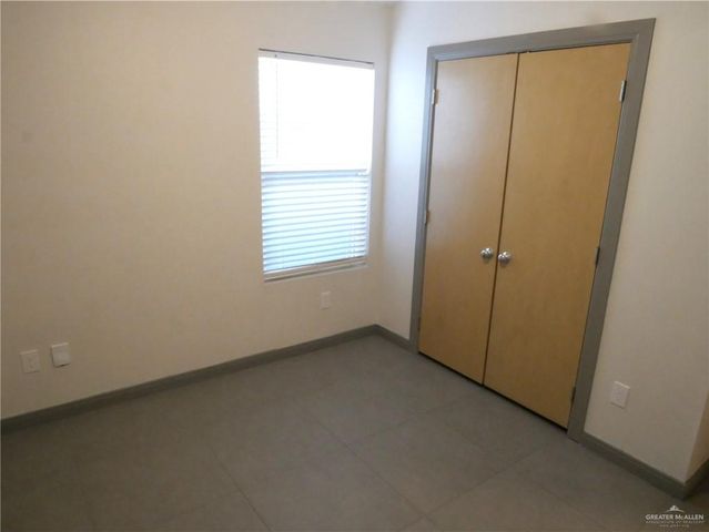 1317 Iris Avenue 4, Mcallen, TX 78501