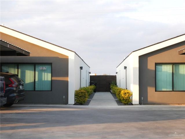 1317 Iris Avenue 4, Mcallen, TX 78501