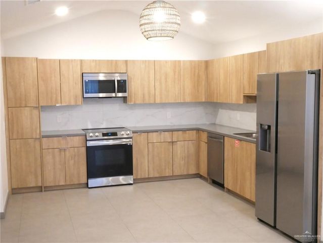 1317 Iris Avenue 4, Mcallen, TX 78501