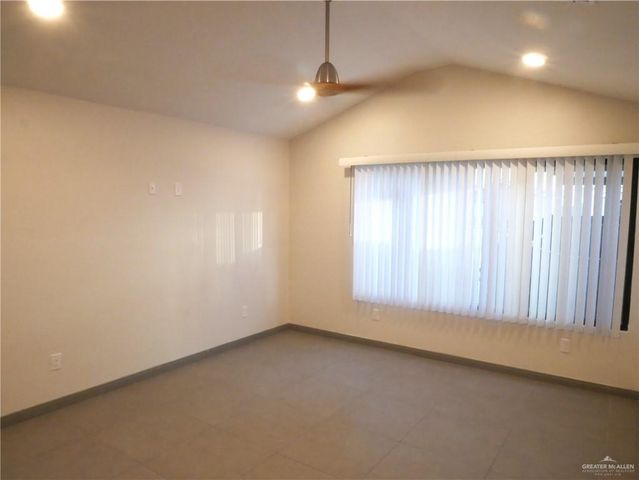 1317 Iris Avenue 4, Mcallen, TX 78501