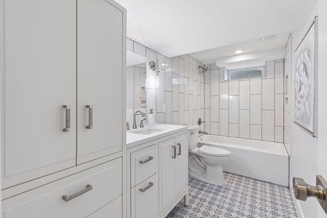 3025 Natchez Avenue S, Saint Louis Park, MN 55416