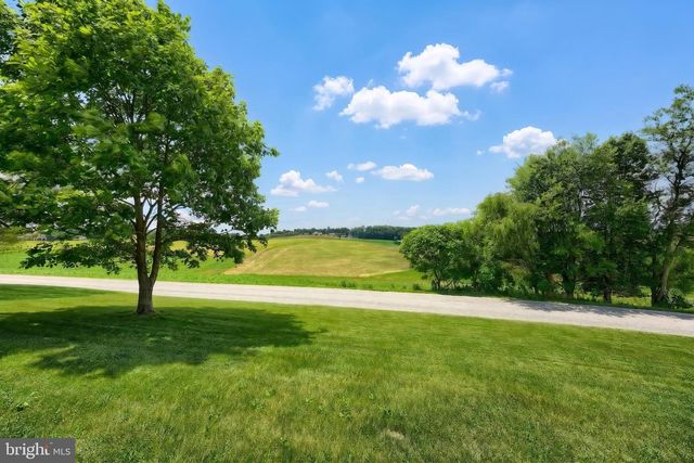14057 LINE RD, New Freedom, PA 17349