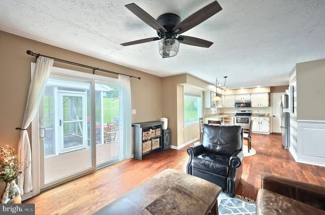 14057 LINE RD, New Freedom, PA 17349