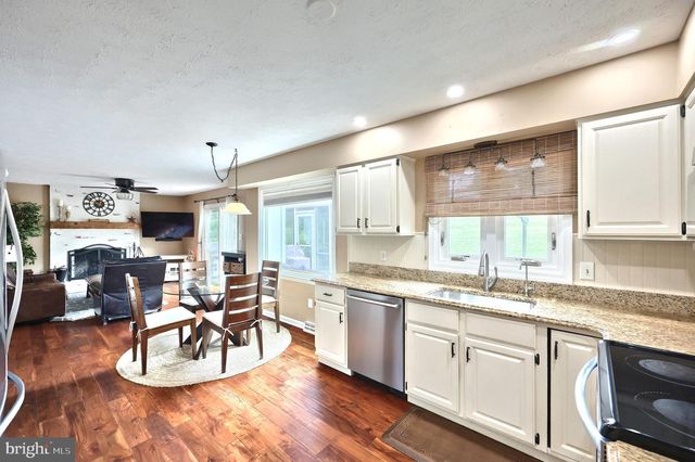 14057 LINE RD, New Freedom, PA 17349