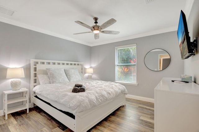 10600 SE Gomez Avenue, Hobe Sound, FL 33455