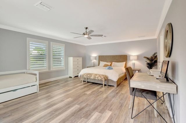 10600 SE Gomez Avenue, Hobe Sound, FL 33455