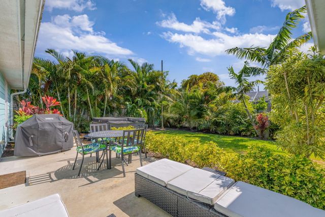 10600 SE Gomez Avenue, Hobe Sound, FL 33455