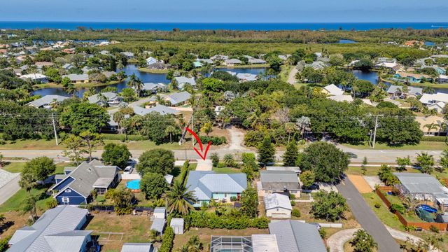 10600 SE Gomez Avenue, Hobe Sound, FL 33455