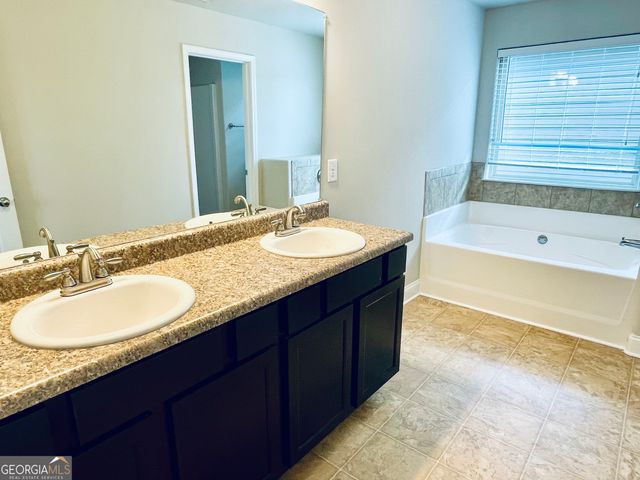 112 Leland Lane, Mcdonough, GA 30253