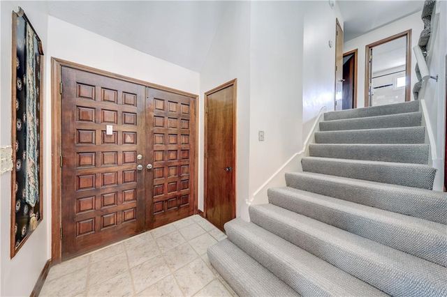 12825 W 117th Street, Overland Park, KS 66210