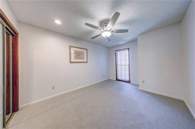 12825 W 117th Street, Overland Park, KS 66210