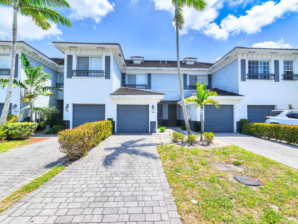 3506 NW 13th St, Lauderhill, FL 33311