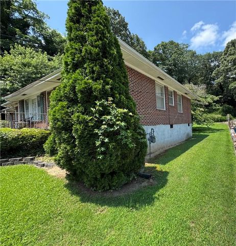 1015 Lynhurst Drive SW, Atlanta, GA 30311