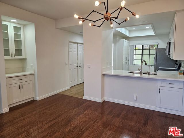941 W Carson Street 103, Torrance, CA 90502